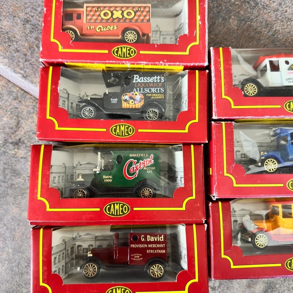 Mattel Cameo‎ The Village Collection 1993 Diecast Delivery Van Set of 7 Vintage